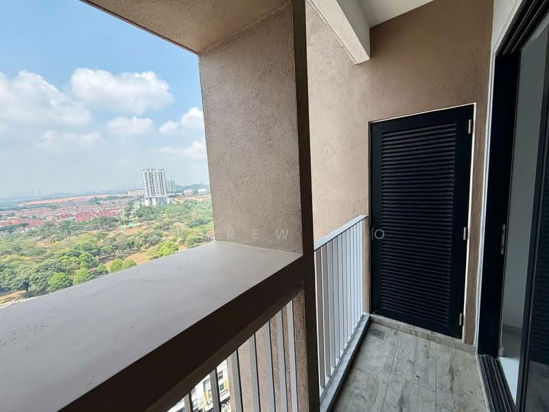 Kediaman Servis untuk Dijual di Sky Trees - Andrew Teo - Balcony - PropertyGuru.com.my