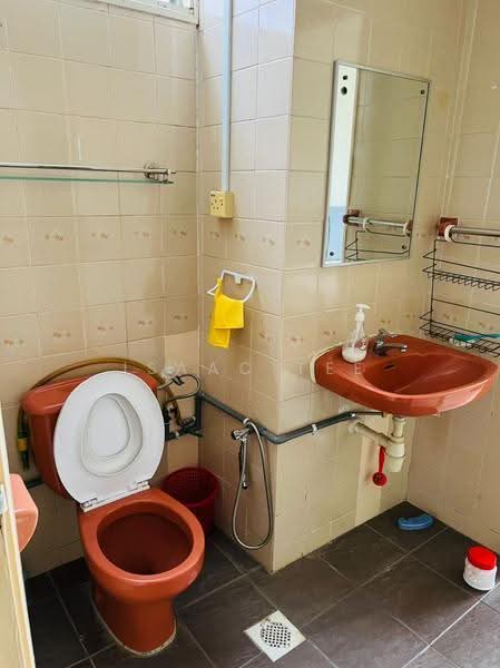 Kondominium untuk Dijual di Faber Heights - Isaac Tee - Bathroom - PropertyGuru.com.my
