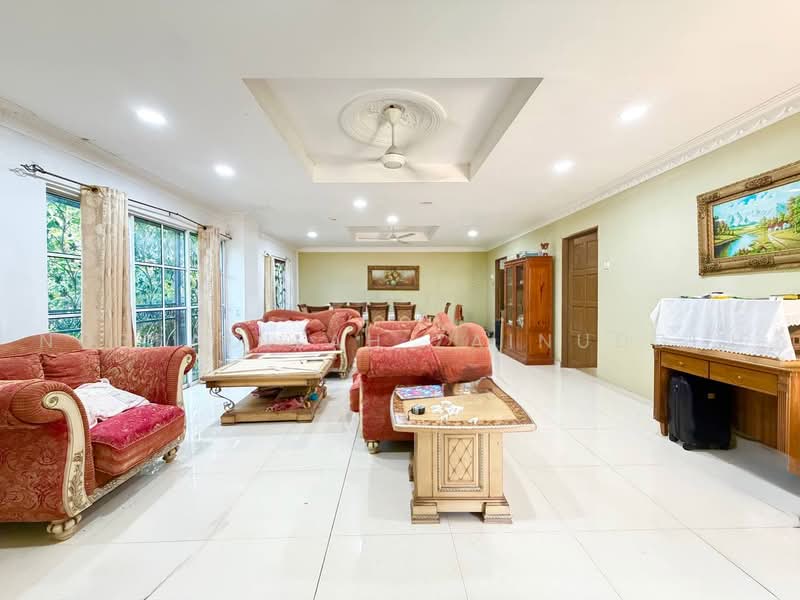 Bungalow House for Sale in Kajang (Selangor) - NORFADILAH ZAINUDDIN - Living Room - PropertyGuru.com.my