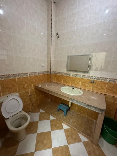 Terraced House for Sale in KL City Centre (Kuala Lumpur) - Elaine Yap - Bathroom - PropertyGuru.com.my