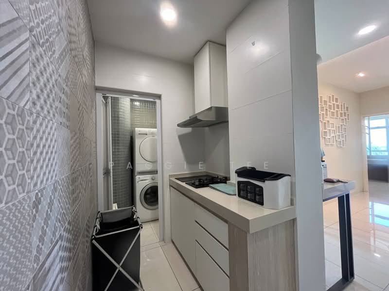 Pangsapuri untuk Disewa di Lagenda Tasek Luxurious Suite - Paggie Tee - Kitchen - PropertyGuru.com.my
