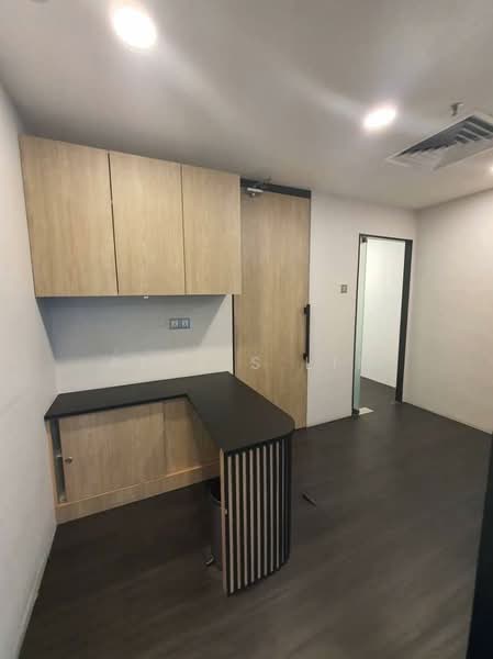 Office for Rent in Mont Kiara (Kuala Lumpur) - Alexis Lim - Study - PropertyGuru.com.my
