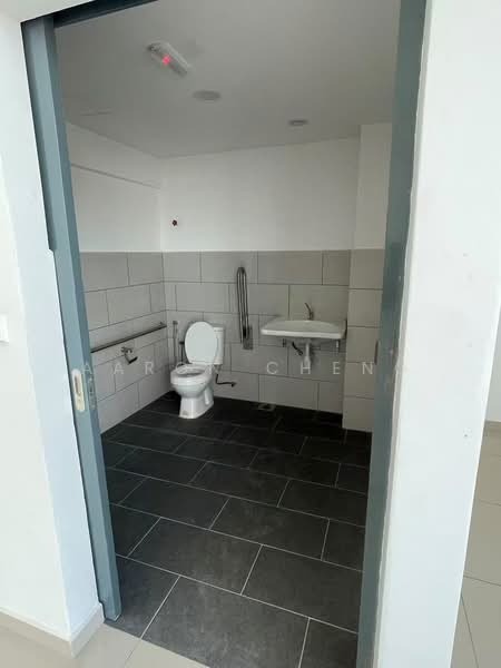 Kilang untuk Disewa di NCT Smart Industrial Park (Sepang) - Aaron Cheng - Bathroom - PropertyGuru.com.my