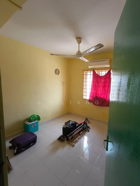 Flat for Sale at Merak - Ah Liang - Interior - PropertyGuru.com.my