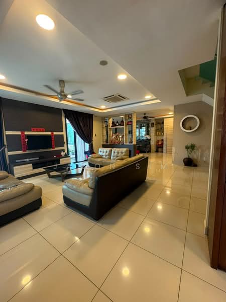 Cluster House for Sale in Skudai (Johor) - Jason Sim - Living Room - PropertyGuru.com.my
