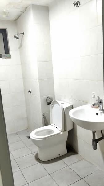 Kediaman Servis untuk Disewa di M Centura - Hasniza Ibrahim - Bathroom - PropertyGuru.com.my
