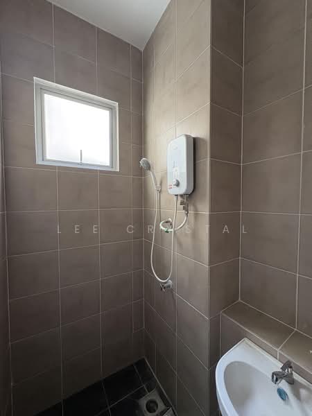 Pangsapuri untuk Disewa di Seri Topaz - Lee Crystal - Bathroom - PropertyGuru.com.my