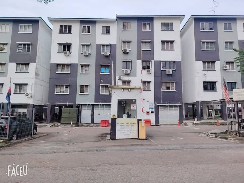 Rumah Flat untuk Dijual di Flat Taman Pelangi Indah - Firdaus Dauz - Exterior - PropertyGuru.com.my