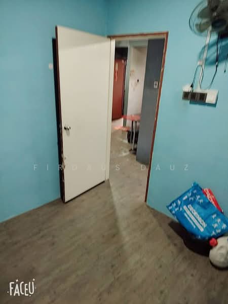 Rumah Flat untuk Dijual di Flat Taman Pelangi Indah - Firdaus Dauz - Interior - PropertyGuru.com.my