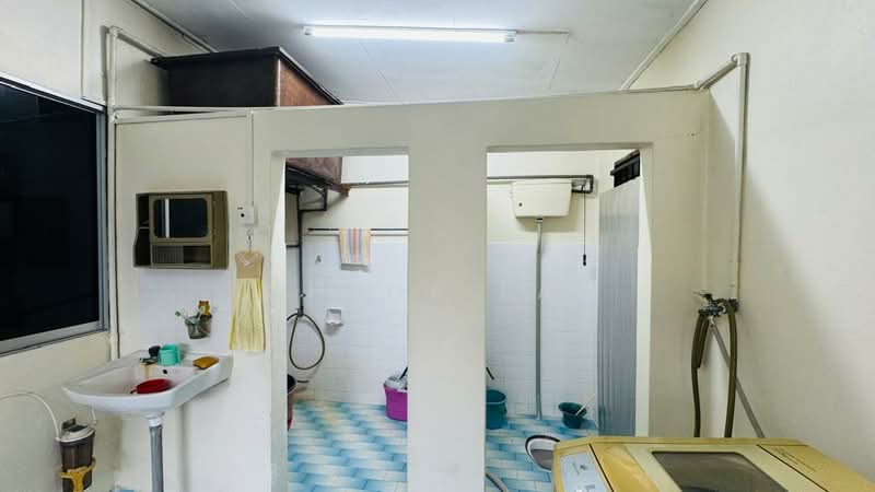 Terraced House for Sale in Skudai (Johor) - Chloe Lai - Bathroom - PropertyGuru.com.my
