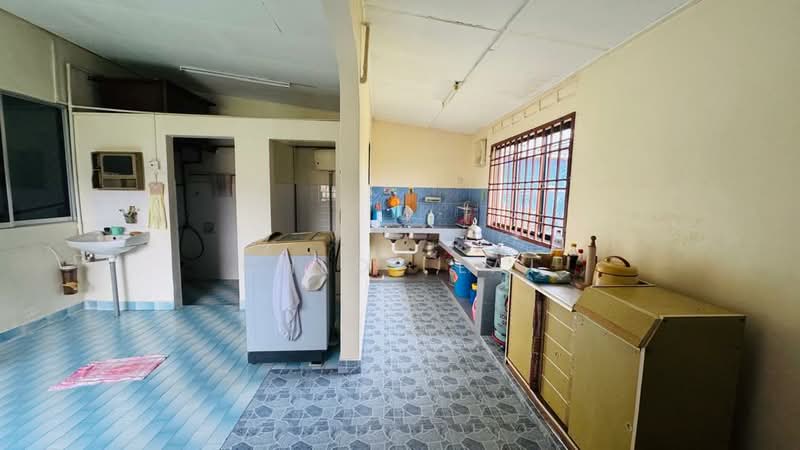 Terraced House for Sale in Skudai (Johor) - Chloe Lai - Kitchen - PropertyGuru.com.my
