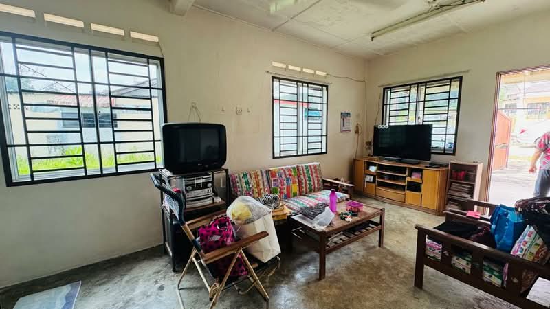 Terraced House for Sale in Skudai (Johor) - Chloe Lai - Living Room - PropertyGuru.com.my
