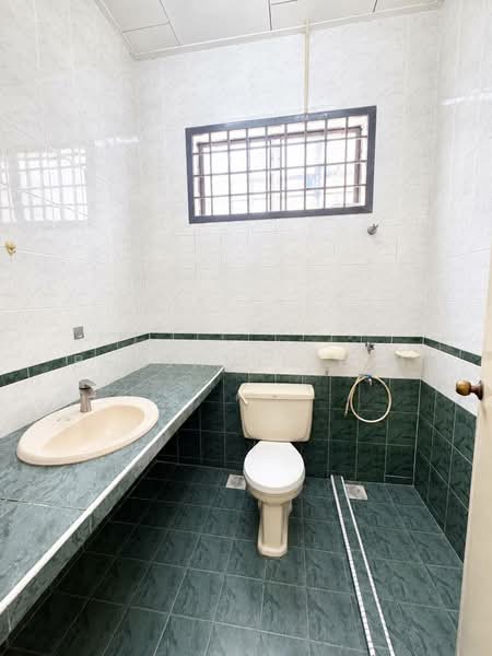2-storey Terraced House for Sale in Tebrau (Johor) - Benjamin Lim - Bathroom - PropertyGuru.com.my