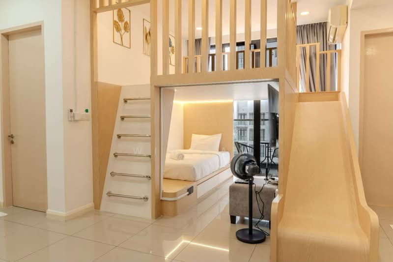 Service Residence for Sale at D'Pristine - Win Kam - Bedroom - PropertyGuru.com.my