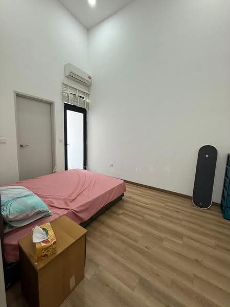 2-storey Terraced House for Sale in Bandar Bistari Perdana (Pasir Gudang) - Amber Hew - Bedroom - PropertyGuru.com.my