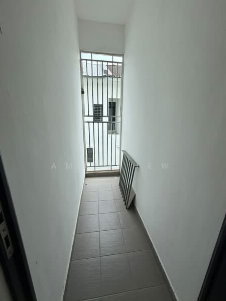 2-storey Terraced House for Sale in Bandar Bistari Perdana (Pasir Gudang) - Amber Hew - Corridor - PropertyGuru.com.my