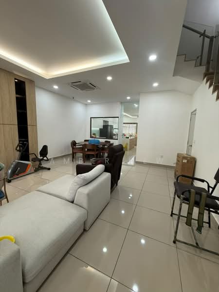 2-storey Terraced House for Sale in Bandar Bistari Perdana (Pasir Gudang) - Amber Hew - Living Room - PropertyGuru.com.my