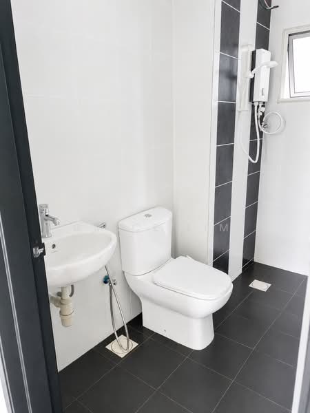 Kondominium untuk Dijual di Kiara Residence 2 (Residensi Kiara Jalil 2) - Grace Lim - Bathroom - PropertyGuru.com.my