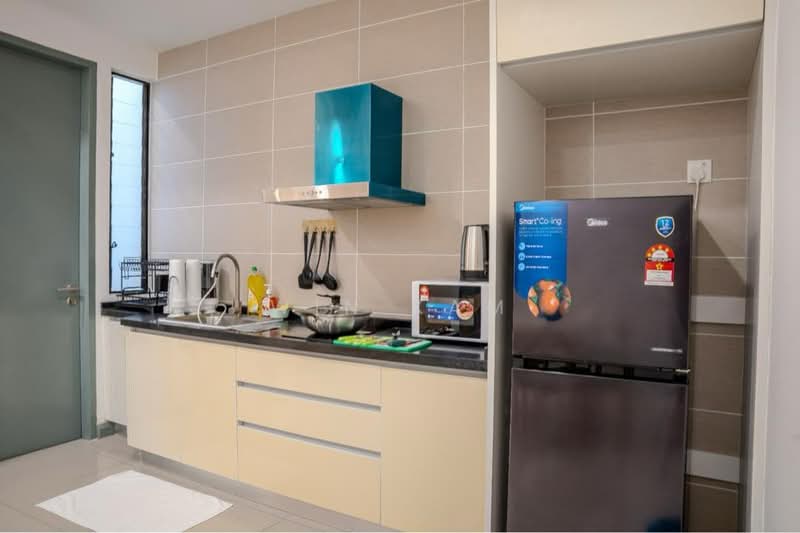 Service Residence for Sale at D'Pristine - Win Kam - Kitchen - PropertyGuru.com.my