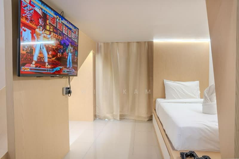 Service Residence for Sale at D'Pristine - Win Kam - Bedroom - PropertyGuru.com.my