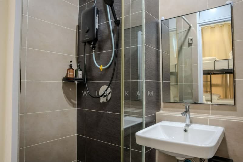 Service Residence for Sale at D'Pristine - Win Kam - Bathroom - PropertyGuru.com.my