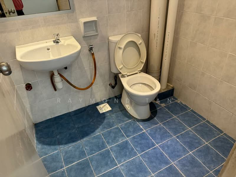 Condominium for Sale at Metropolitan Square Service Residence - Raymond Tan - Bathroom - PropertyGuru.com.my