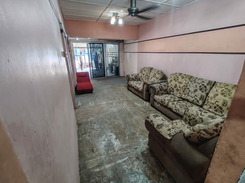 1-storey Terraced House for Sale in Taman Ibukota (Setapak) - Amber Ng - Living Room - PropertyGuru.com.my