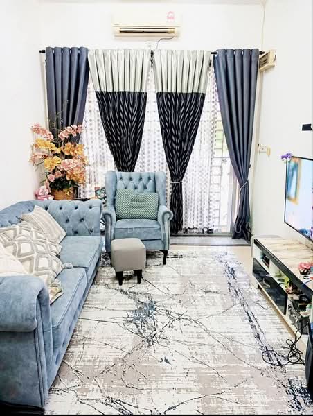 Rumah Teres 1-Tingkat untuk Dijual di Bandar Sri Sendayan (Negeri Sembilan) - Ahmad Zikrul - Living Room - PropertyGuru.com.my