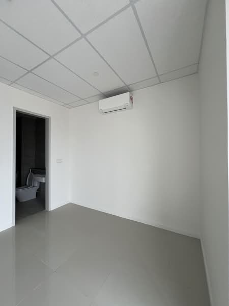 Service Residence for Rent at Edelweiss @ Tropicana Gardens - Max Ng - Bathroom - PropertyGuru.com.my