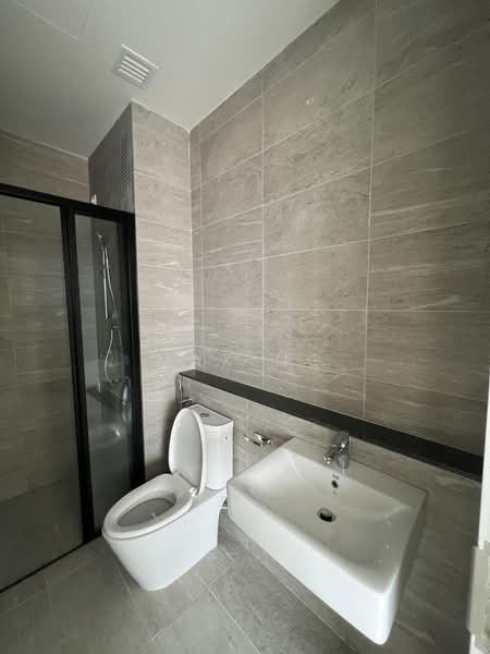 Service Residence for Rent at Edelweiss @ Tropicana Gardens - Max Ng - Bathroom - PropertyGuru.com.my