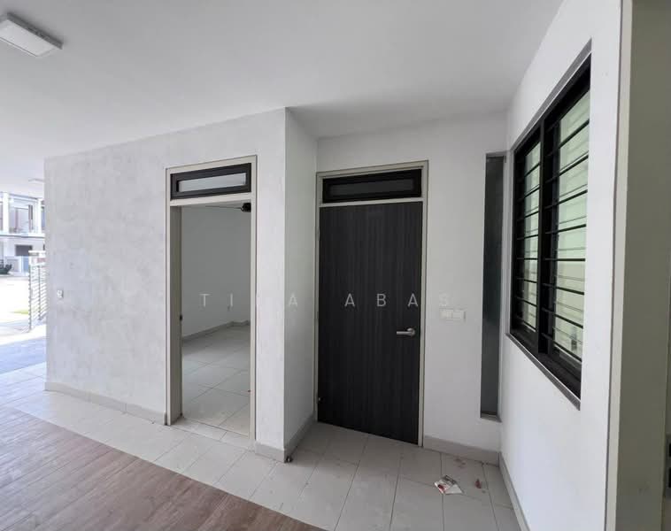 2-storey Terraced House for Rent in Elmina (Shah Alam) - Tina Abas - Entrance - PropertyGuru.com.my