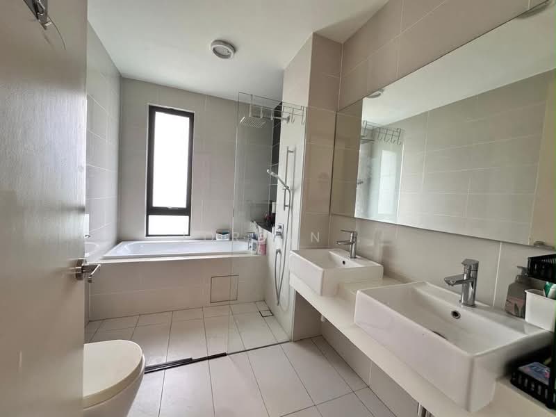 Semi-Detached House for Sale in Iskandar Puteri (Nusajaya) (Johor) - Jordan . - Bathroom - PropertyGuru.com.my
