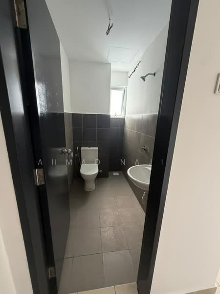 Apartment for Rent at Residensi Akasia Jubilee - Ahmad Najib - Bathroom - PropertyGuru.com.my