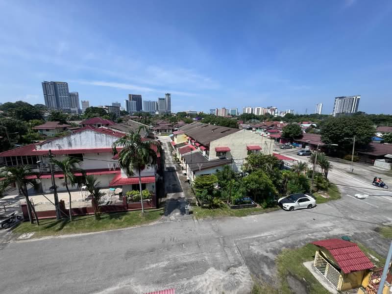 Pangsapuri untuk Dijual di Pangsapuri Mata Kuching - Wesley Tan - Exterior - PropertyGuru.com.my