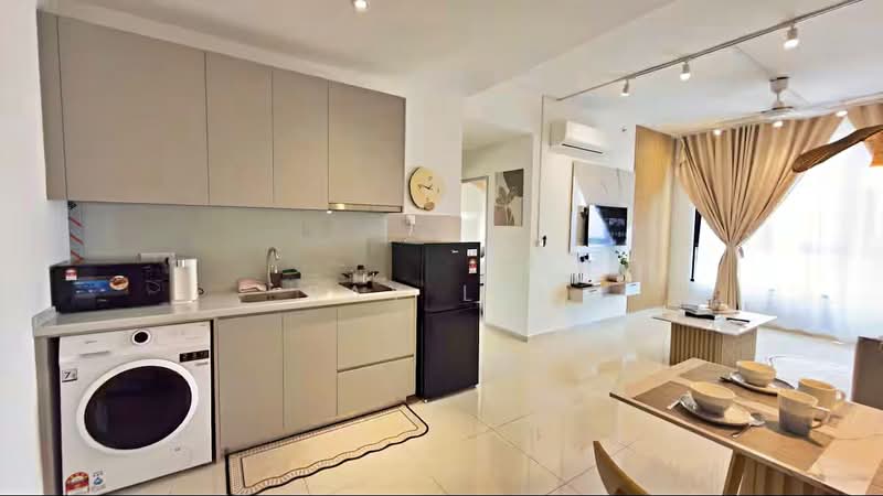 Kediaman Servis untuk Disewa di BeCentral @ i-City - Ray Lee - Kitchen - PropertyGuru.com.my