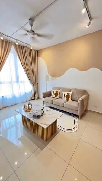 Kediaman Servis untuk Disewa di BeCentral @ i-City - Ray Lee - Living Room - PropertyGuru.com.my