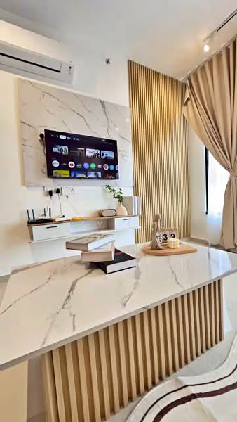 Kediaman Servis untuk Disewa di BeCentral @ i-City - Ray Lee - Living Room - PropertyGuru.com.my