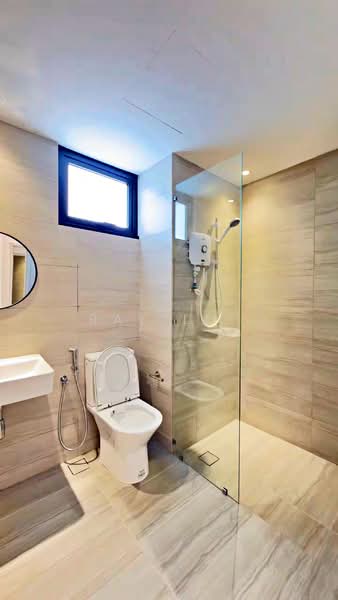 Kediaman Servis untuk Disewa di BeCentral @ i-City - Ray Lee - Bathroom - PropertyGuru.com.my