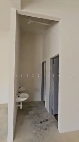 Shop / Office untuk Dijual di Bandar Sri Sendayan (Negeri Sembilan) - Vince Lim - Corridor - PropertyGuru.com.my