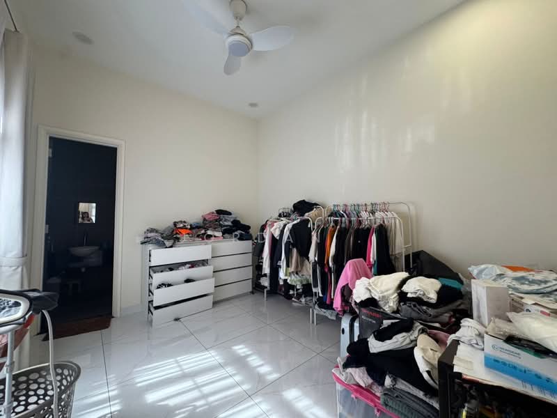 Semi-Detached House for Sale in Taman Ekoflora (Johor Bahru) - Jordan . - Bedroom - PropertyGuru.com.my