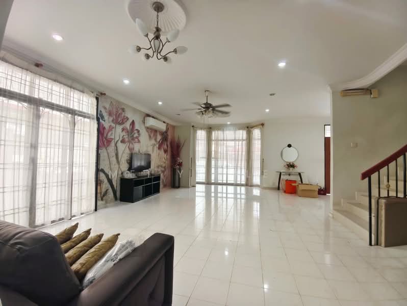 Semi-Detached House for Sale in Taman Sejahtera Indah (Bukit Mertajam) - Mei Yee Lee - Living Room - PropertyGuru.com.my