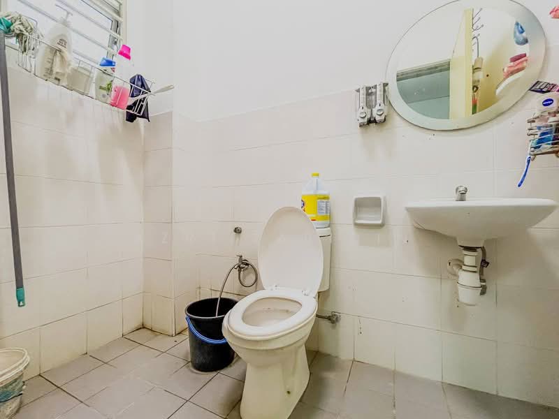 2-storey Terraced House for Sale in Shah Alam (Selangor) - Azri Zabidin - Bathroom - PropertyGuru.com.my