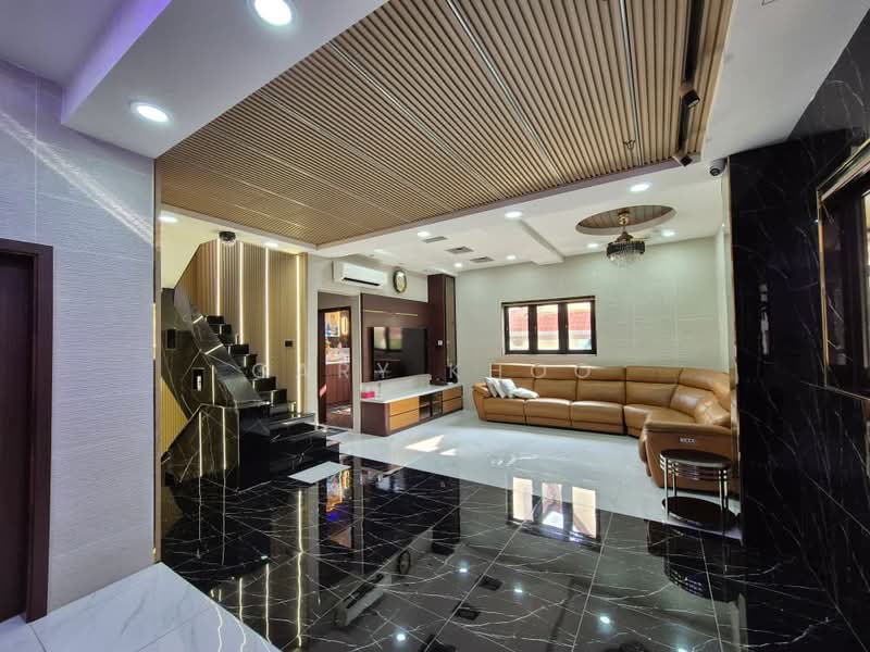 Bungalow House for Sale in Gelugor (Penang) - Gary Khoo - Living Room - PropertyGuru.com.my