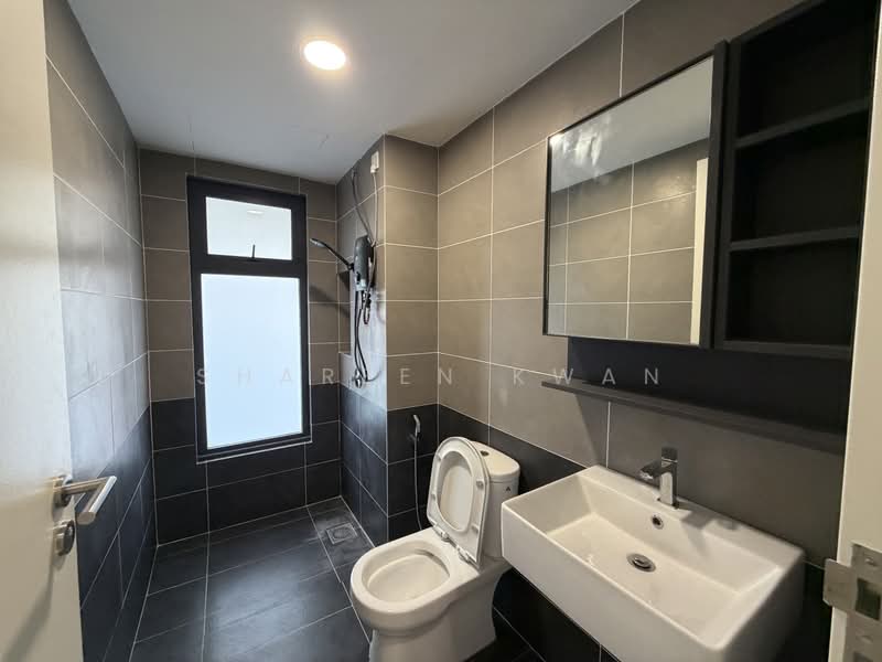 Service Residence for Rent at D'Clover Residences - Shareen Kwan - Bathroom - PropertyGuru.com.my