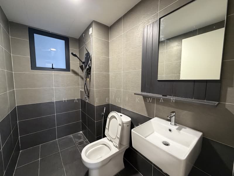 Service Residence for Rent at D'Clover Residences - Shareen Kwan - Bathroom - PropertyGuru.com.my