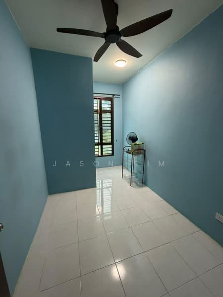 2-storey Terraced House for Sale in Taman Kempas Baru (Tampoi) - Jason Sim - Interior - PropertyGuru.com.my