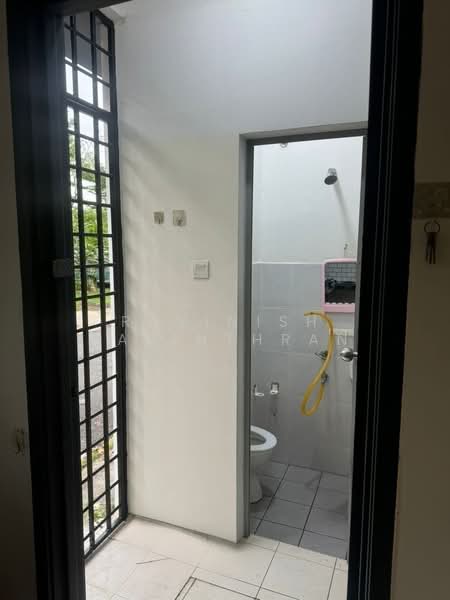 2-storey Terraced House for Sale in Mutiara Rini (Skudai) - Ravinish Ravinthran - Bathroom - PropertyGuru.com.my