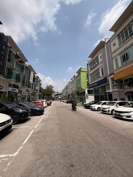 Shop / Office untuk Dijual di Pusat Perdagangan Danga Utama (Johor Bahru) - John Lim - Exterior - PropertyGuru.com.my