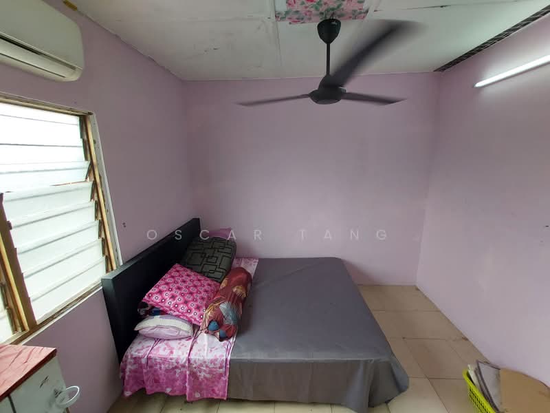 2-storey Terraced House for Sale in Klang (Selangor) - Oscar Tang - Bedroom - PropertyGuru.com.my
