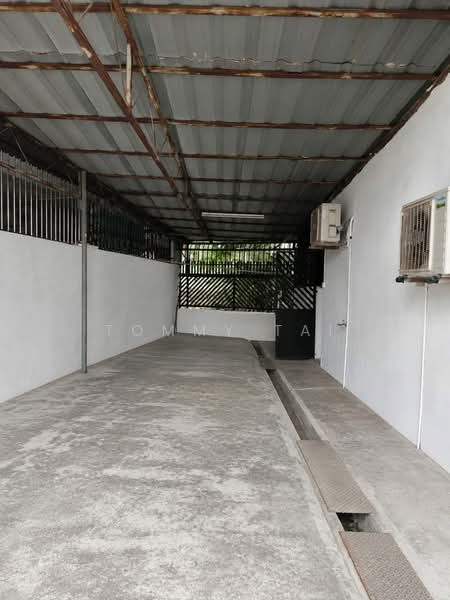 1.5-storey Terraced House for Rent in Taman Pelangi (Johor Bahru) - Tommy Tai - Exterior - PropertyGuru.com.my